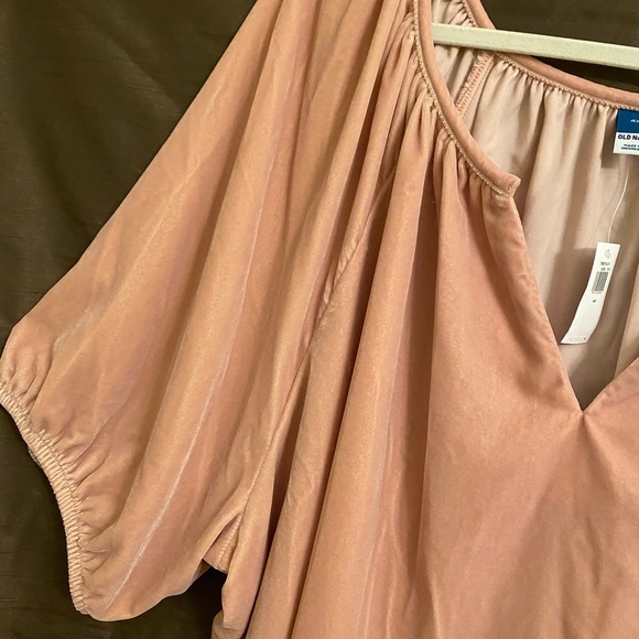 Old Navy Plus Size Faux Velvet Top / Shirt - Picture 4 of 6